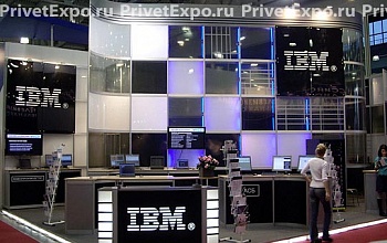 Фото выставочного стенда IBM